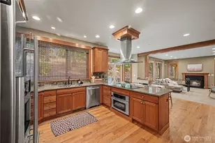18520 26th Ave NE, Lake Forest Park, WA 98155 - Photo 10