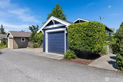 5925 31st Avenue SW, Seattle, WA 98126 - Photo 28