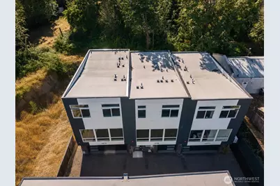 12215 Des Moines Memorial Drive S #B, Seattle, WA 98168 - Photo 2