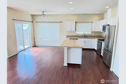 990 42nd Court NE, Auburn, WA 98002 - Photo 4