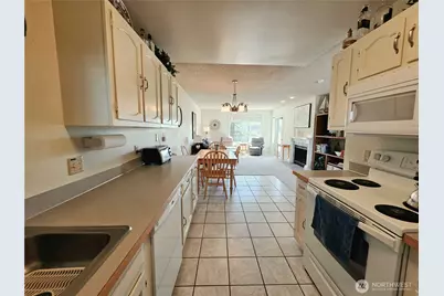 2210 26th Street NW #422, Long Beach, WA 98631 - Photo 10