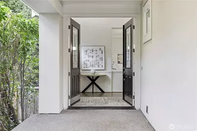 698 Summerhill Ridge Drive NW, Issaquah, WA 98027 - Photo 2