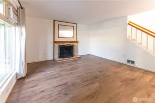 4326 156th St SW, Lynnwood, WA 98087 - Photo 2