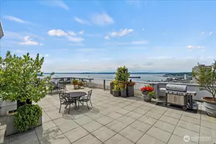 121 Vine St, Seattle, WA 98121 - Photo 2