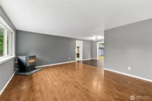 24418 Terrace Pl, Black Diamond, WA 98010 - Photo 4