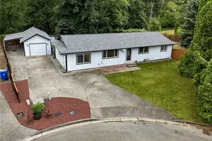 24418 Terrace Pl, Black Diamond, WA 98010 - Photo 2
