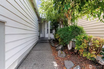 6814 131st Street Ct E, Puyallup, WA 98373 - Photo 2