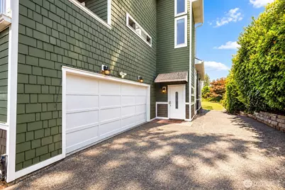 825 NE 75th Street, Seattle, WA 98115 - Photo 38