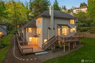 19221 SE 25th St, Sammamish, WA 98075 - Photo 2