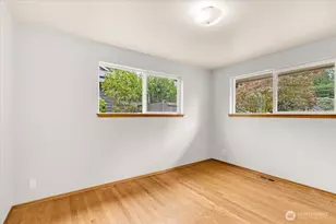 8602 Maple Ln, Edmonds, WA 98026 - Photo 20