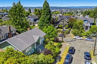 303 N 64th St, Seattle, WA 98103 - Photo 4
