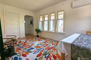 303 N 64th St, Seattle, WA 98103 - Photo 12
