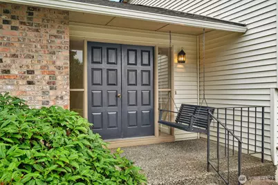 15307 SE 43rd Place, Bellevue, WA 98006 - Photo 2