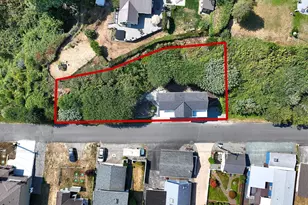6598 Columbia Beach Dr, Clinton, WA 98236 - Photo 30
