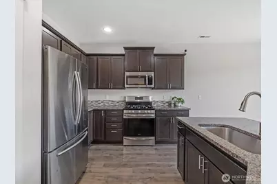 10311 Suncrest Boulevard, Granite Falls, WA 98252 - Photo 12