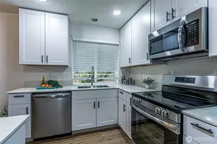 1329 131st St E, Tacoma, WA 98445 - Photo 20