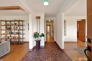 6049 Princeton Ave NE, Seattle, WA 98115 - Photo 10