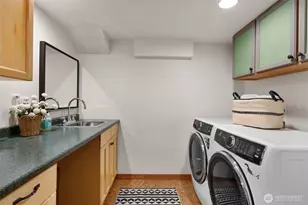 6049 Princeton Ave NE, Seattle, WA 98115 - Photo 30