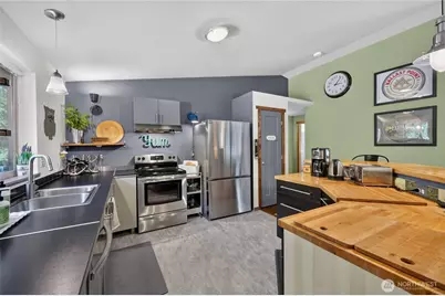 105 Jack Fir Court E, Packwood, WA 98361 - Photo 12