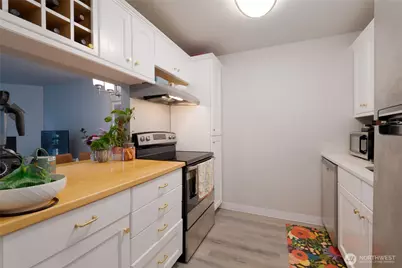 3430 I Street NE #J101, Auburn, WA 98002 - Photo 10
