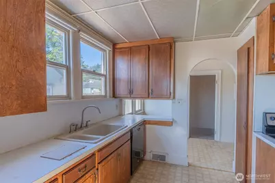 1079 S Market Boulevard, Chehalis, WA 98532 - Photo 10