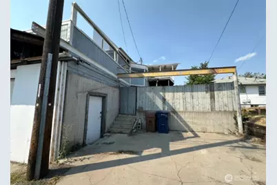 34 E Glass Avenue, Spokane, WA 99207 - Photo 14