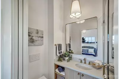 5549 B 34th Avenue NE, Seattle, WA 98105 - Photo 20