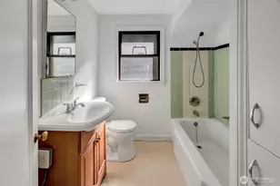 12004 5th Ave NE, Seattle, WA 98125 - Photo 14