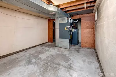 12004 5th Ave NE, Seattle, WA 98125 - Photo 18