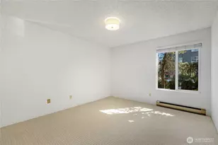 12300 28th Ave NE, Seattle, WA 98125 - Photo 18