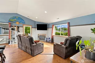 109 E Pioneer St, Granite Falls, WA 98252 - Photo 6