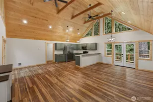 31715 Mt Tahoma Canyon Rd E, Ashford, WA 98304 - Photo 4