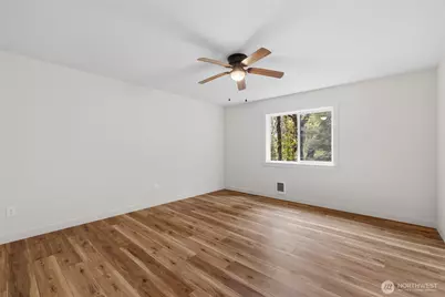 31715 Mount Tahoma Canyon Rd E, Ashford, WA 98304 - Photo 32