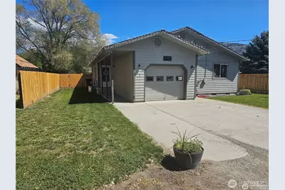 315 Juniper Street, Oroville, WA 98844 - Photo 1