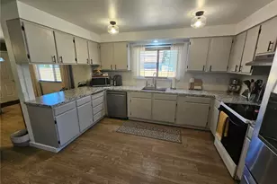 315 Juniper St, Oroville, WA 98844 - Photo 10