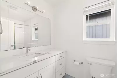 2428 NE 13th Street, Renton, WA 98056 - Photo 20