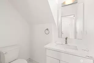 2428 NE 13th St, Renton, WA 98056 - Photo 22