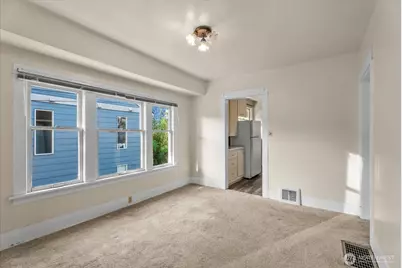 6533 5th Avenue NW, Seattle, WA 98117 - Photo 8