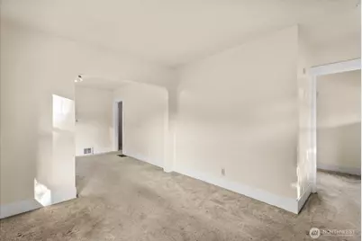 6533 5th Avenue NW, Seattle, WA 98117 - Photo 10