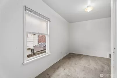 6533 5th Avenue NW, Seattle, WA 98117 - Photo 16