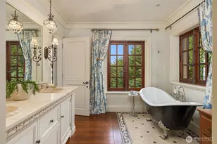 8010 Grand Ave NE, Bainbridge Island, WA 98110 - Photo 22