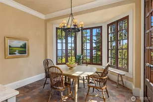 8010 Grand Ave NE, Bainbridge Island, WA 98110 - Photo 36