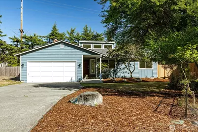 1501 SW Periwinkle Lane, Oak Harbor, WA 98277 - Photo 1