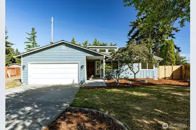 1501 SW Periwinkle Lane, Oak Harbor, WA 98277 - Photo 2