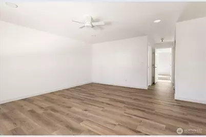 1501 SW Periwinkle Lane, Oak Harbor, WA 98277 - Photo 24