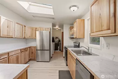8325 N Lindgren Road, Spokane, WA 99217 - Photo 6