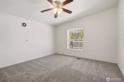 8325 N Lindgren Road, Spokane, WA 99217 - Photo 18