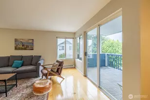 1214 Taylor Ave N, Seattle, WA 98109 - Photo 6