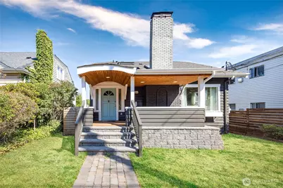 7526 Roosevelt Way NE, Seattle, WA 98115 - Photo 1