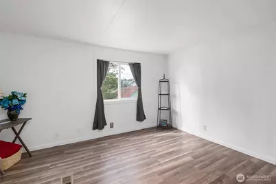 700 NW Crosby Avenue #164, Oak Harbor, WA 98277 - Photo 8